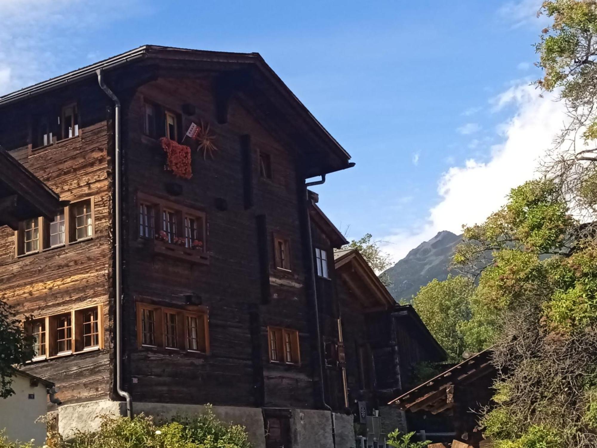 Heimeliges Walliserhaus 费施 外观 照片