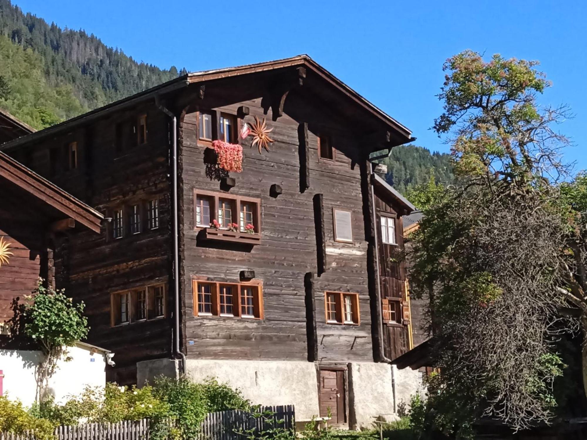 Heimeliges Walliserhaus 费施 外观 照片